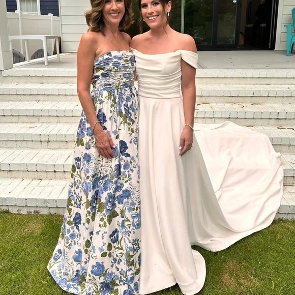 The Refornation dress - Picture 2 of 4